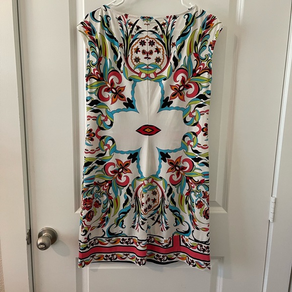 Donna Morgan mini shift dress, size 8, printed - Picture 2 of 4